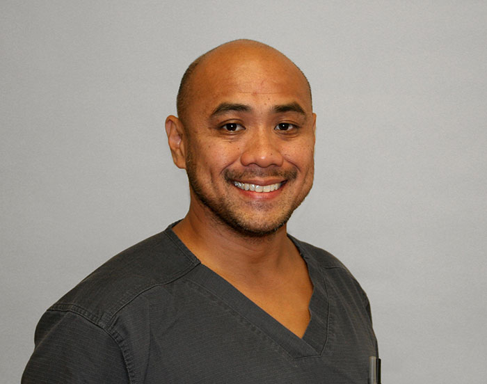 Macario D. Soliman, DDS, dentista pediátrico